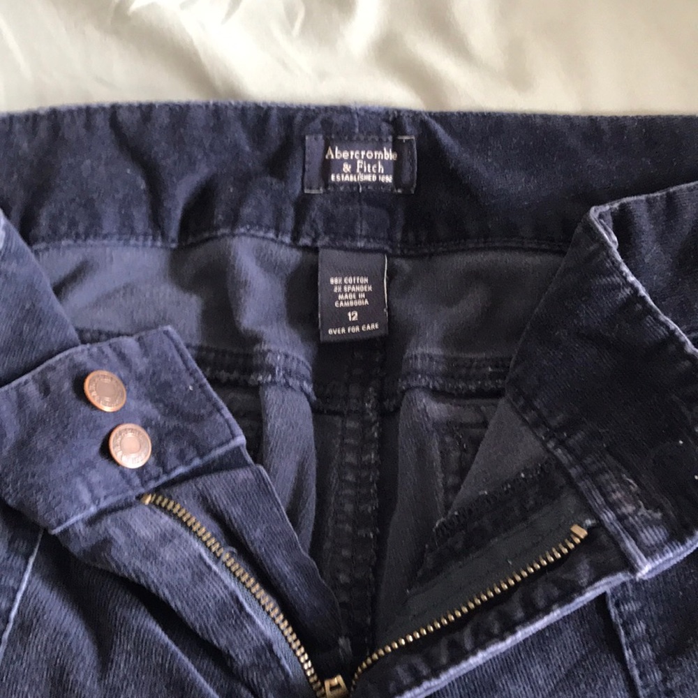 Abercrombie & Fitch corduroy dark blue